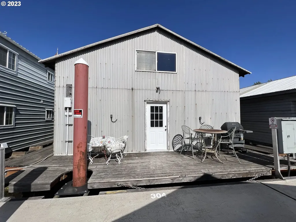 4 E Port Marina Drive Hood River OR 97031