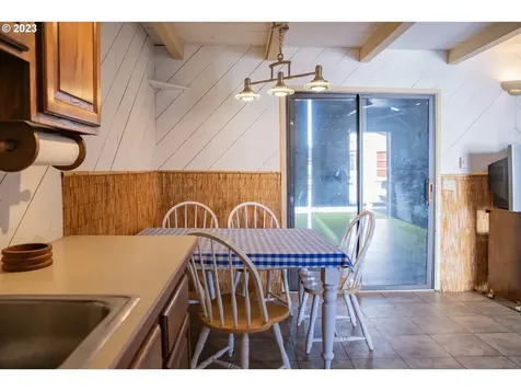 4 E Port Marina Drive Hood River OR 97031