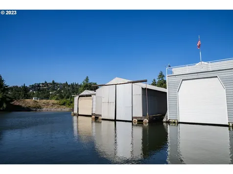 4 E Port Marina Drive Hood River OR 97031