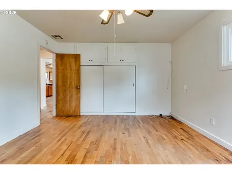 1115 S 8th Street Cottage Grove OR 97424