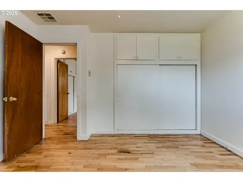 1115 S 8th Street Cottage Grove OR 97424