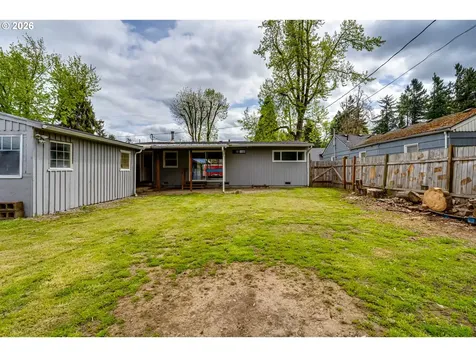 1115 S 8th Street Cottage Grove OR 97424