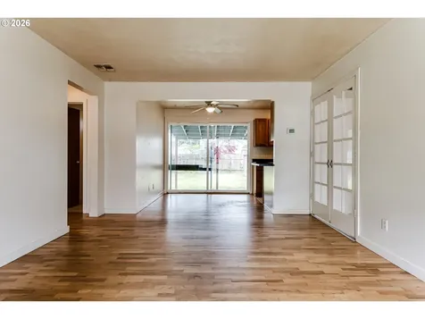 1115 S 8th Street Cottage Grove OR 97424