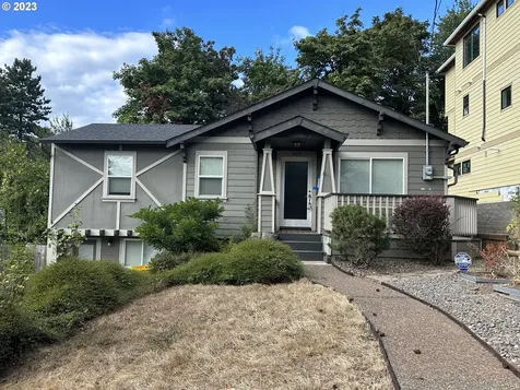 635 Sw Lobelia Street Portland OR 97219