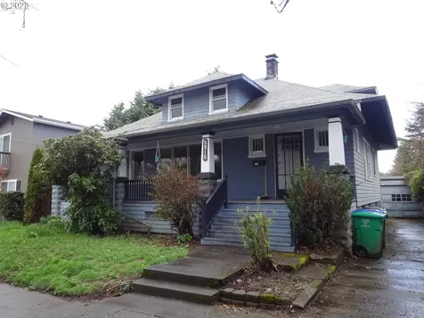 5915 SE Milwaukie Avenue Portland OR 97202