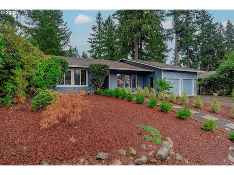 1607 Se 121st Avenue Vancouver WA 98683