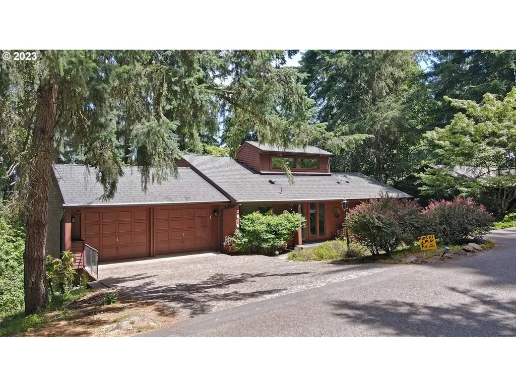 2810 Warren Street Eugene OR 97405