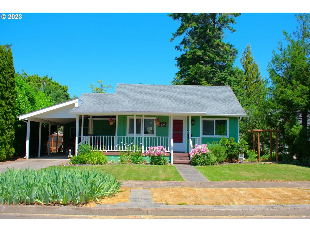 1428 Ash Avenue Cottage Grove OR 97424