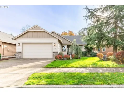 442 Lydia Lane Lebanon OR 97355