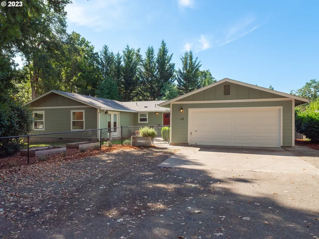 43 Oleta Court Roseburg OR 97471