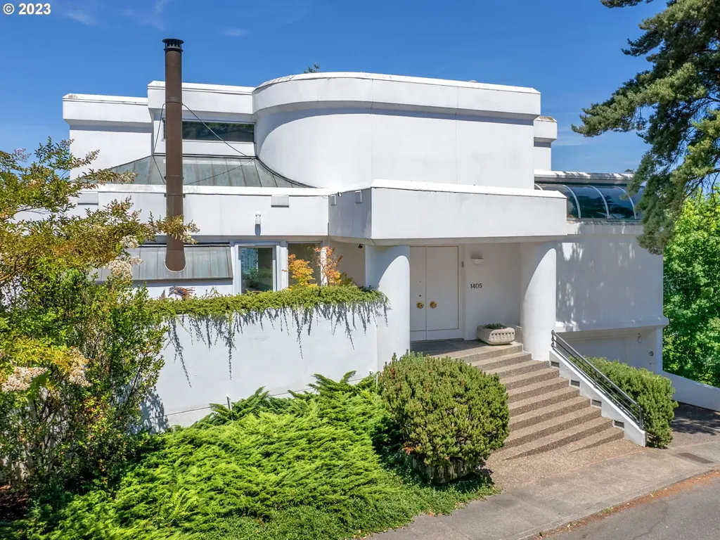 1405 Sw Cardinell Drive Portland OR 97201