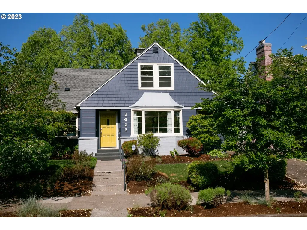 2425 Ne 22nd Avenue Portland OR 97212