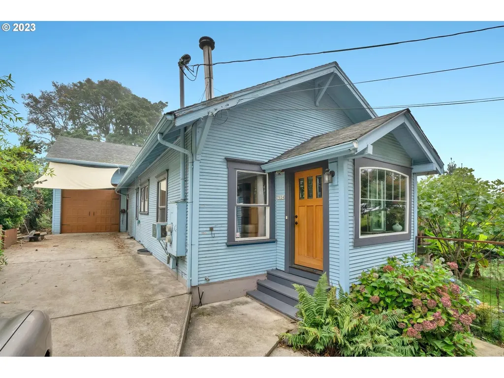 7024 N Leavitt Avenue Portland OR 97203