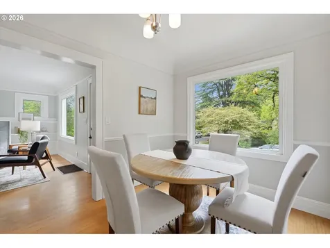 6303 SE 15th Avenue Portland OR 97202