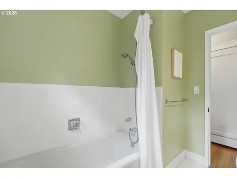 6303 SE 15th Avenue Portland OR 97202