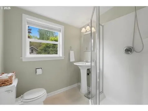 6303 SE 15th Avenue Portland OR 97202