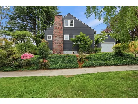 6303 SE 15th Avenue Portland OR 97202