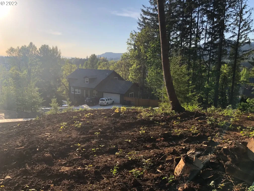 3355 River Heights Drive Springfield OR 97477