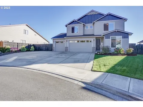 410 E 8th Street La Center WA 98629