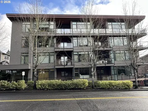 7910 SW 31st Avenue Portland OR 97219