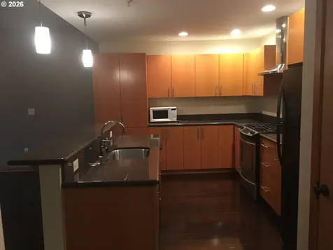 7910 SW 31st Avenue Portland OR 97219