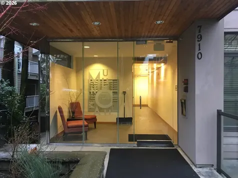 7910 SW 31st Avenue Portland OR 97219