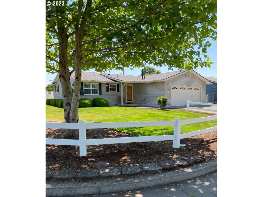 1504 Umpqua Place Woodburn OR 97071