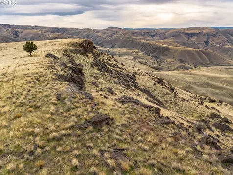 39968 Highway 218 Fossil OR 97830