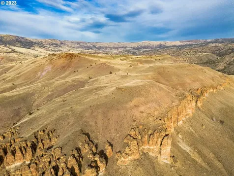 39968 Highway 218 Fossil OR 97830