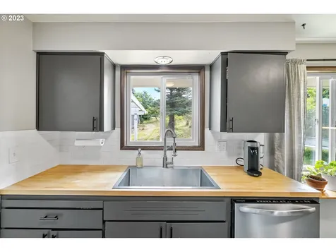 14 Crista Vista Drive Cathlamet WA 98612