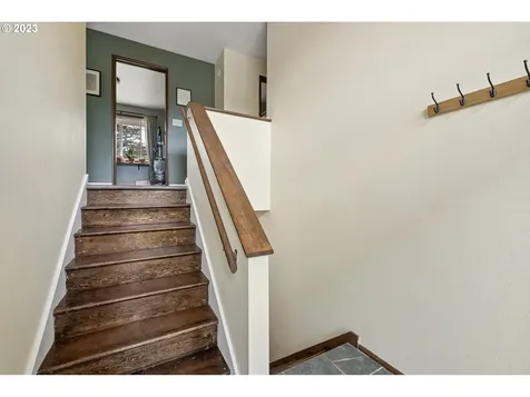 14 Crista Vista Drive Cathlamet WA 98612