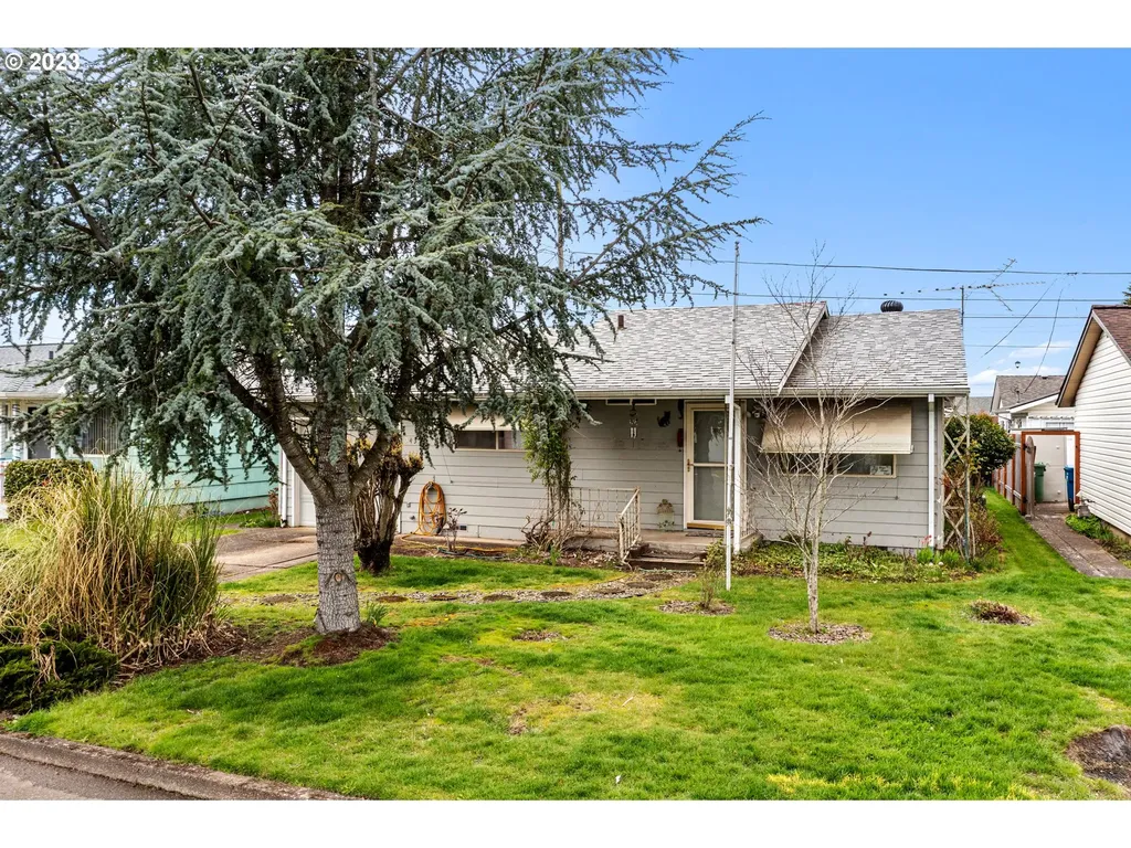 943 Cahill Way Woodburn OR 97071