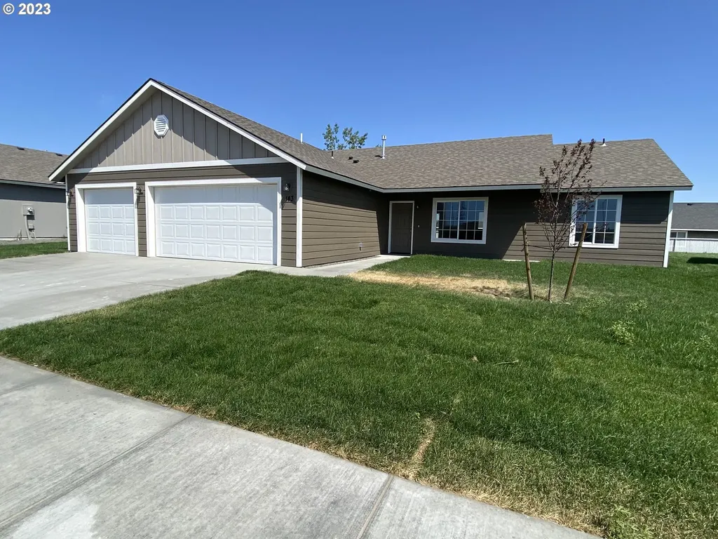 143 Riley Avenue Umatilla OR 97882