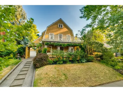 3550 Ne Multnomah Street Portland OR 97232