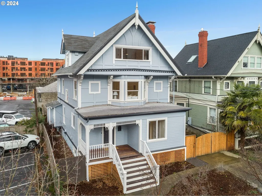 2069 Nw Overton Street Portland OR 97209