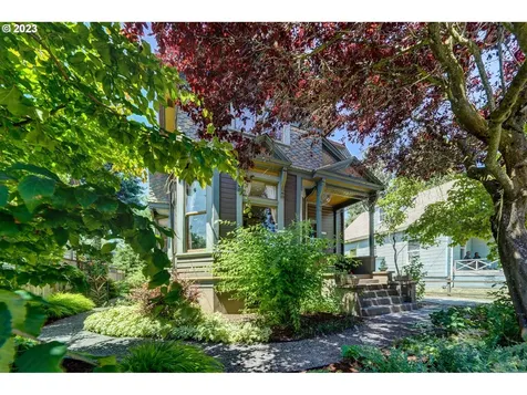 4915 Ne Garfield Avenue Portland OR 97211