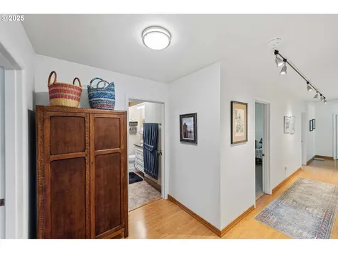 580 N 13th Street Coos Bay OR 97420