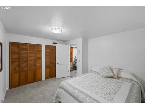 580 N 13th Street Coos Bay OR 97420