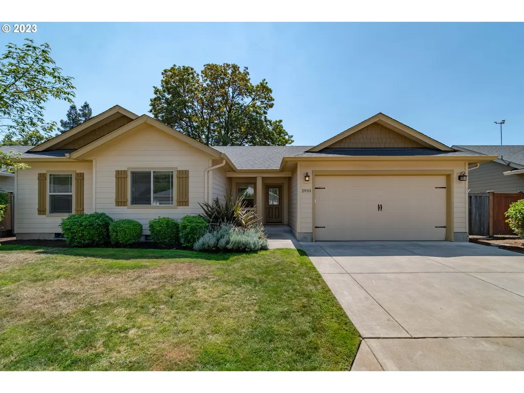 2933 Ava Street Eugene OR 97404