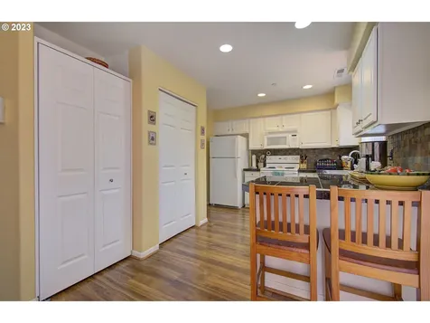 84 River Rock Lane Woodland WA 98674