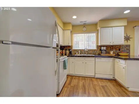 84 River Rock Lane Woodland WA 98674