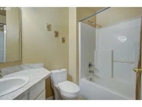 84 River Rock Lane Woodland WA 98674