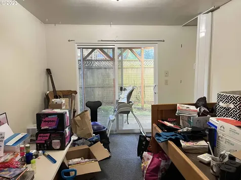 2076 16th Street Florence OR 97439