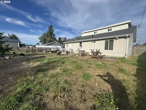 450 32nd Street Springfield OR 97478