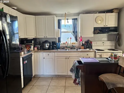 450 32nd Street Springfield OR 97478