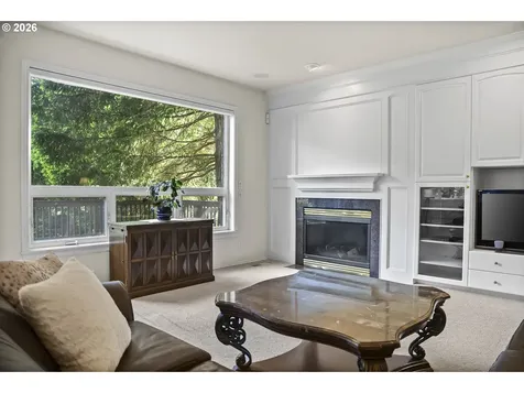 4296 SE Augusta Loop Gresham OR 97080