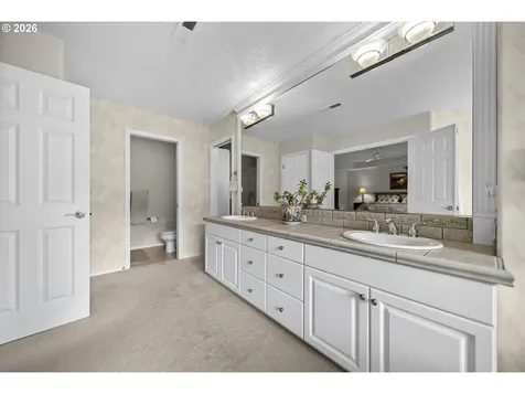 4296 SE Augusta Loop Gresham OR 97080