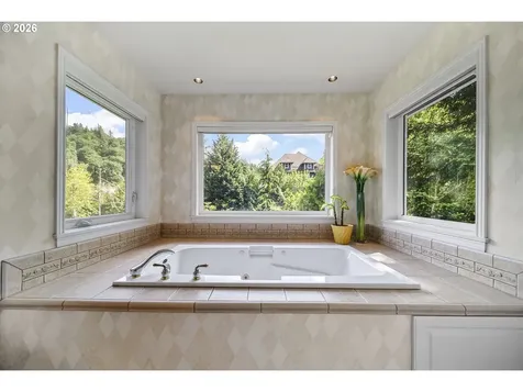 4296 SE Augusta Loop Gresham OR 97080
