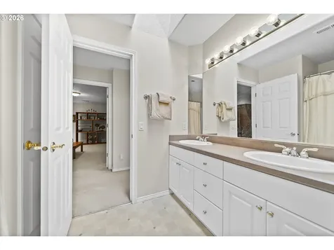 4296 SE Augusta Loop Gresham OR 97080