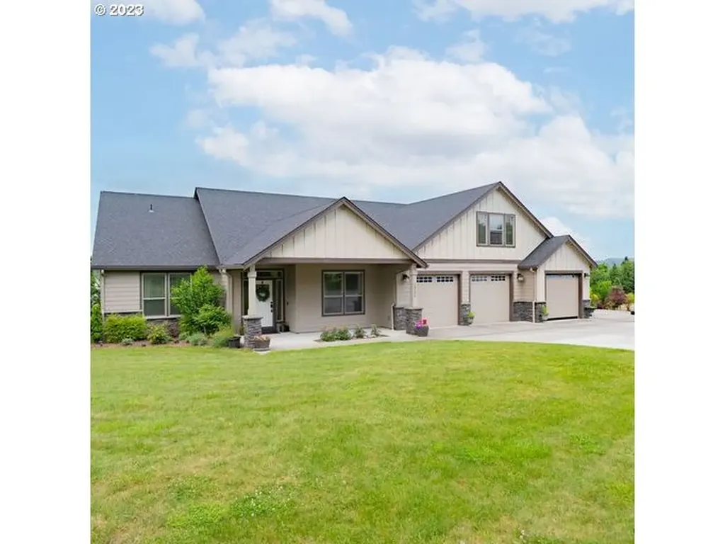 18306 Ne 164th Street Brush Prairie WA 98606